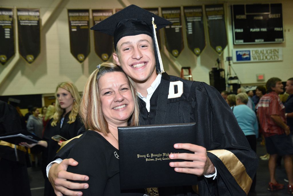 DHS 2019 Graduation Ceremony (144).jpg